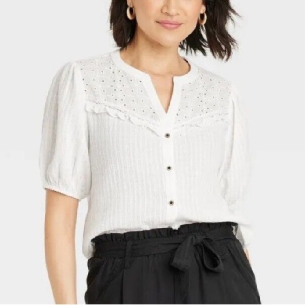 Knox Rose Plus Size Eyelet Textured Button Down Short Sleeve Blouse- White